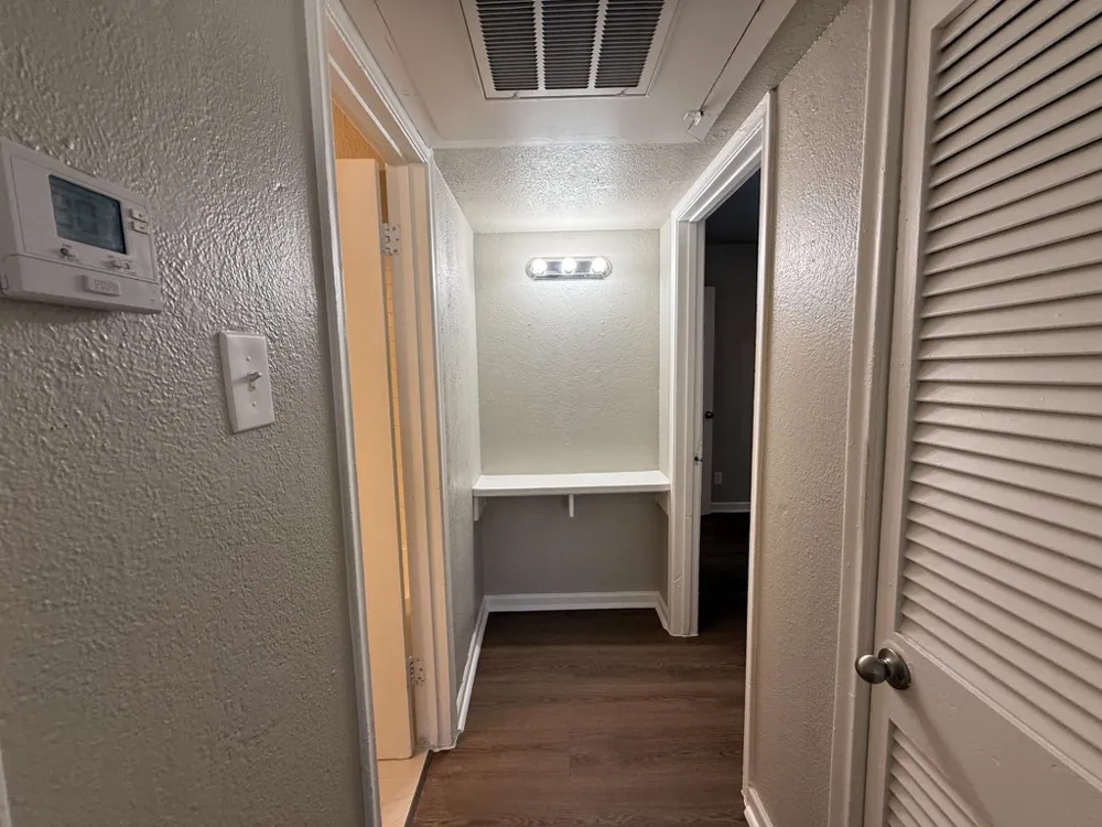 808 Blaylock Drive #202 Dallas, TX 75203