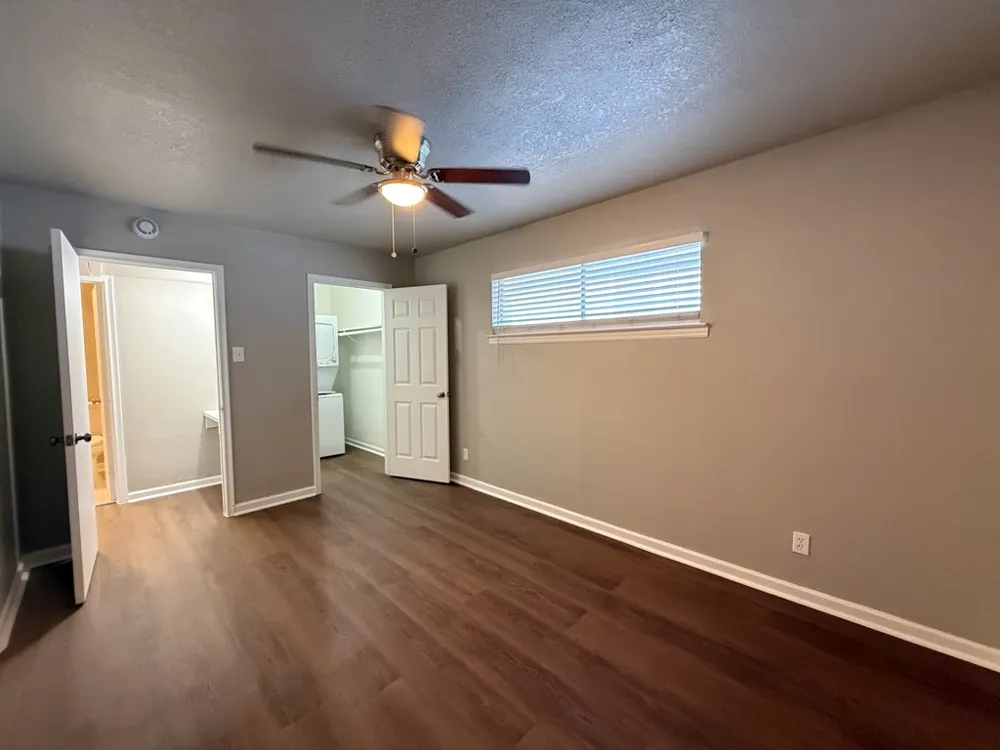 808 Blaylock Drive #202 Dallas, TX 75203