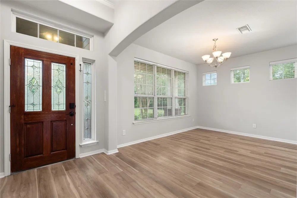 13726 Sandy Bend Court Houston, TX 77044