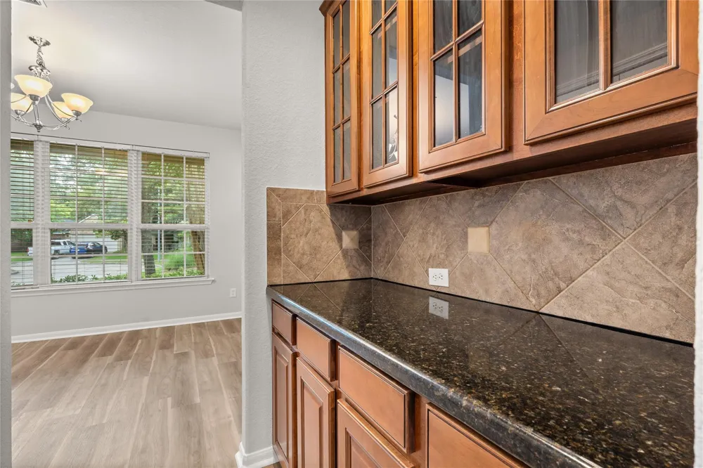 13726 Sandy Bend Court Houston, TX 77044