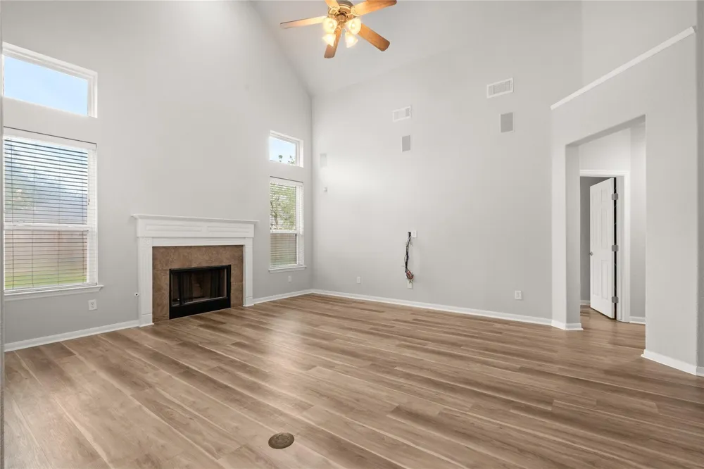 13726 Sandy Bend Court Houston, TX 77044