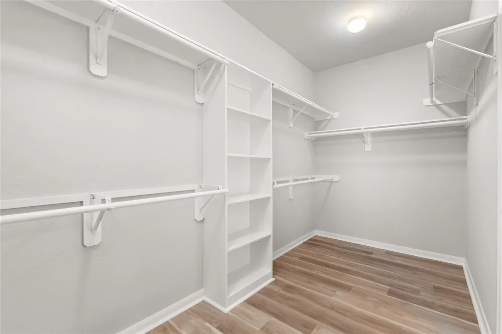 13726 Sandy Bend Court Houston, TX 77044