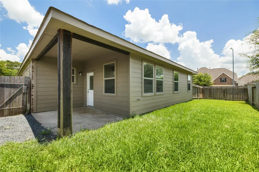 350 American Black Bear Drive Crosby, TX 77532