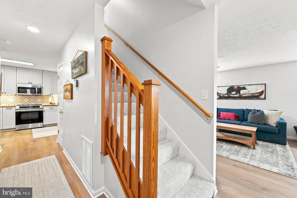 122 FORREST STREET Basye, VA 22810