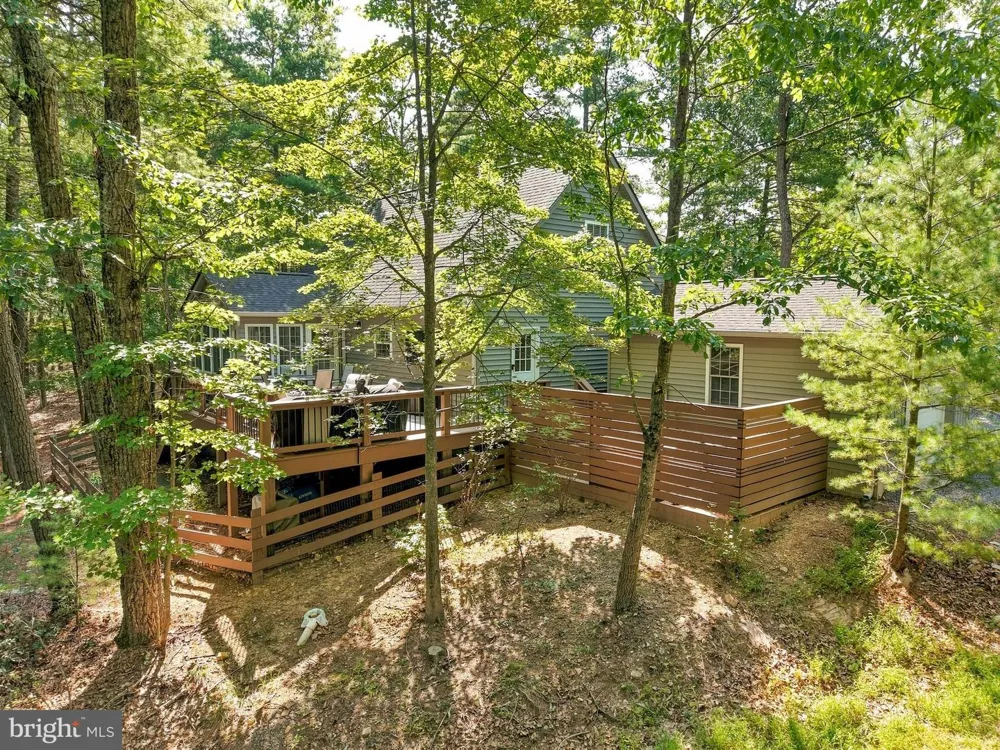 122 FORREST STREET Basye, VA 22810