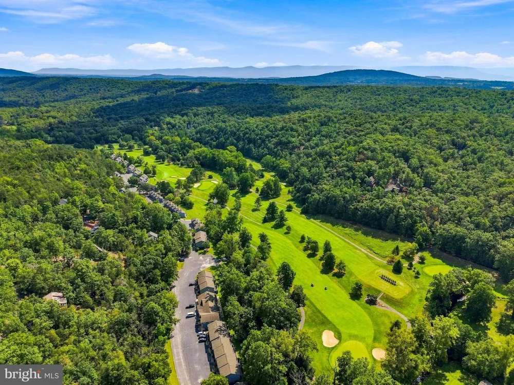 122 FORREST STREET Basye, VA 22810