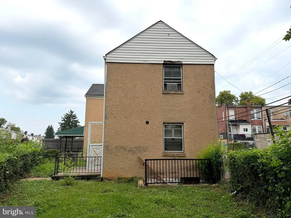 4909 PEMBRIDGE AVENUE Baltimore, MD 21215