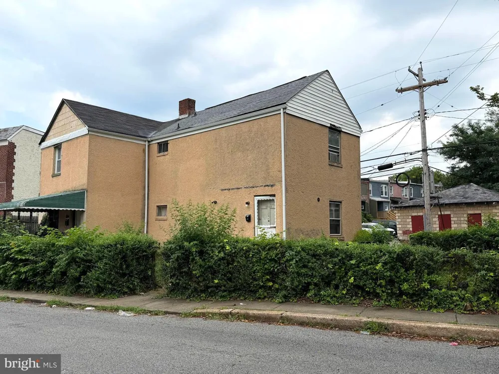 4909 PEMBRIDGE AVENUE Baltimore, MD 21215