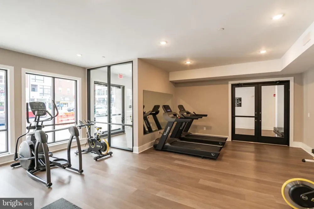 813 BROAD STREET #UNIT 203 Philadelphia, PA 19123