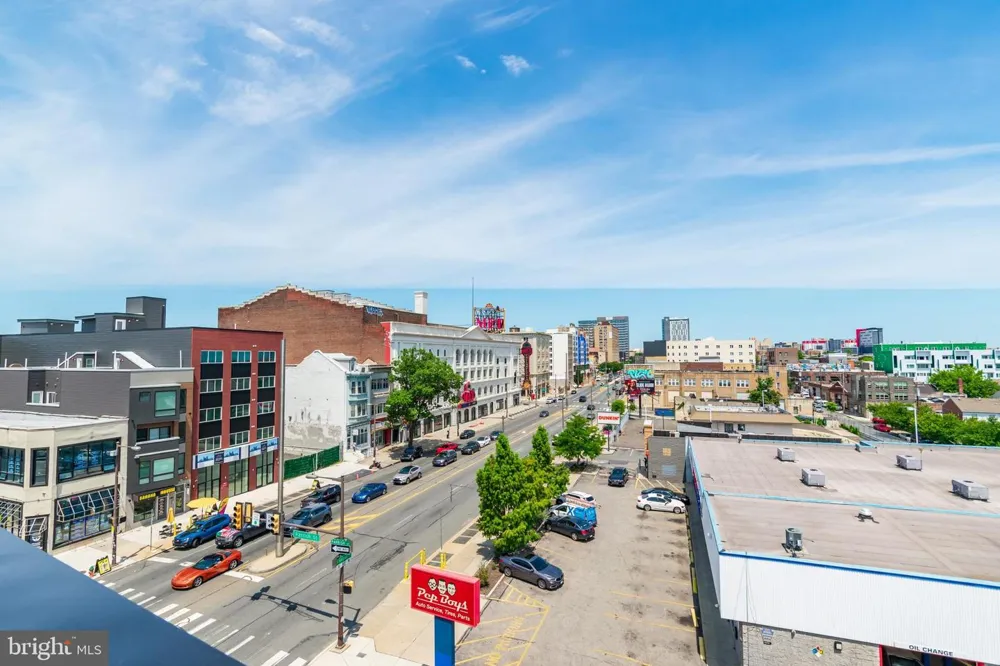813 BROAD STREET #UNIT 203 Philadelphia, PA 19123