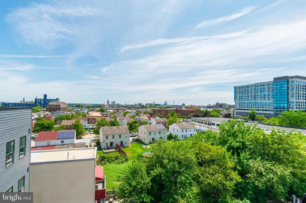 813 BROAD STREET #UNIT 203 Philadelphia, PA 19123