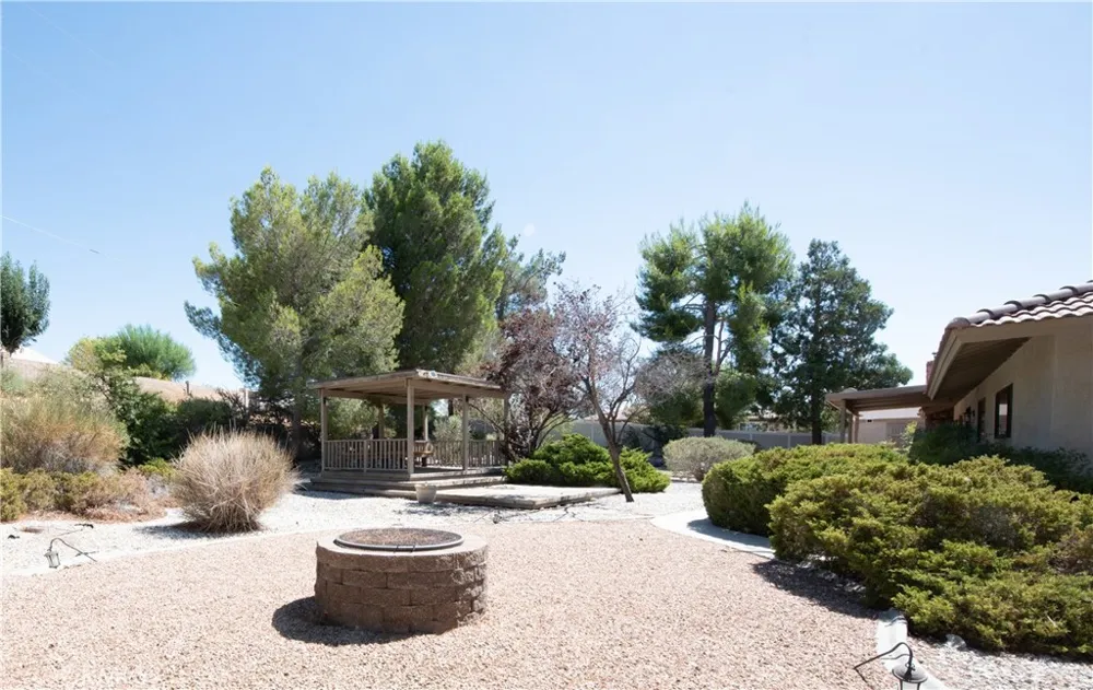 19934 Itasca Apple Valley, CA 92308
