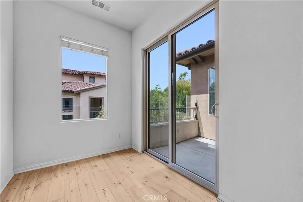 125 Neptune Irvine, CA 92618