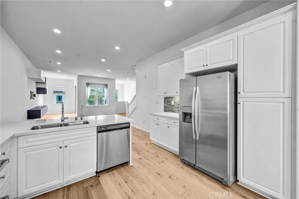125 Neptune Irvine, CA 92618