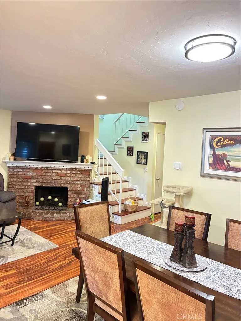 8330 Penfield Winnetka, CA 91306