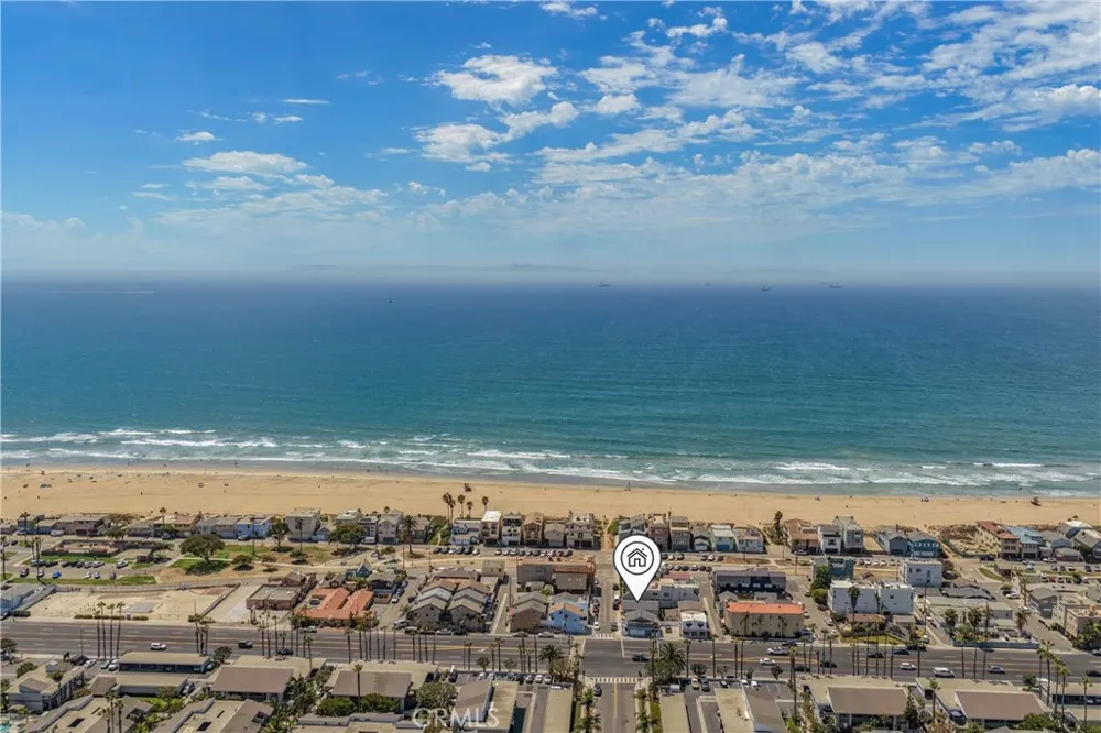17075 5th Sunset Beach, CA 90742