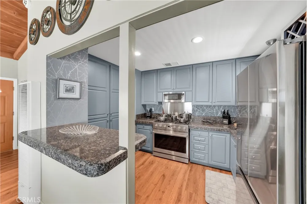 17075 5th Sunset Beach, CA 90742