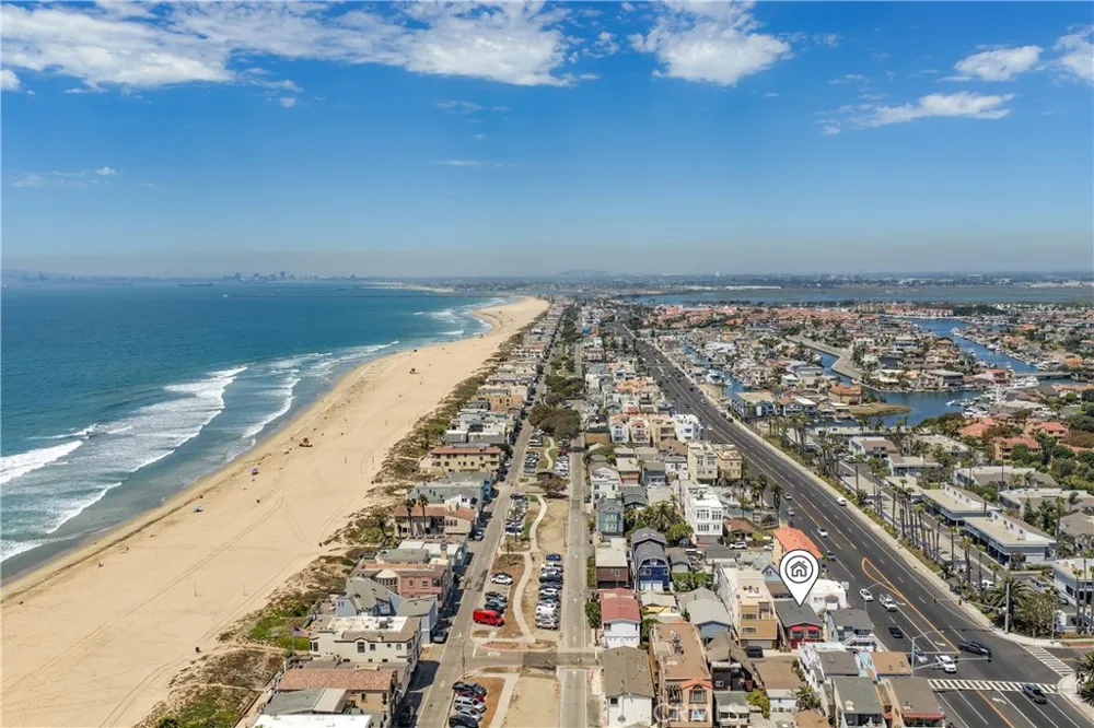 17075 5th Sunset Beach, CA 90742