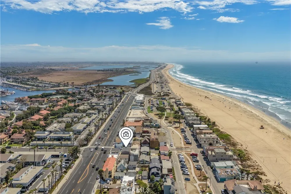 17075 5th Sunset Beach, CA 90742