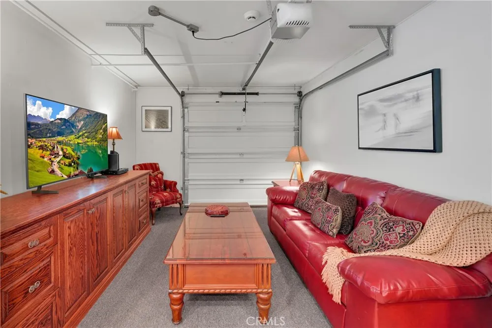 17075 5th Sunset Beach, CA 90742