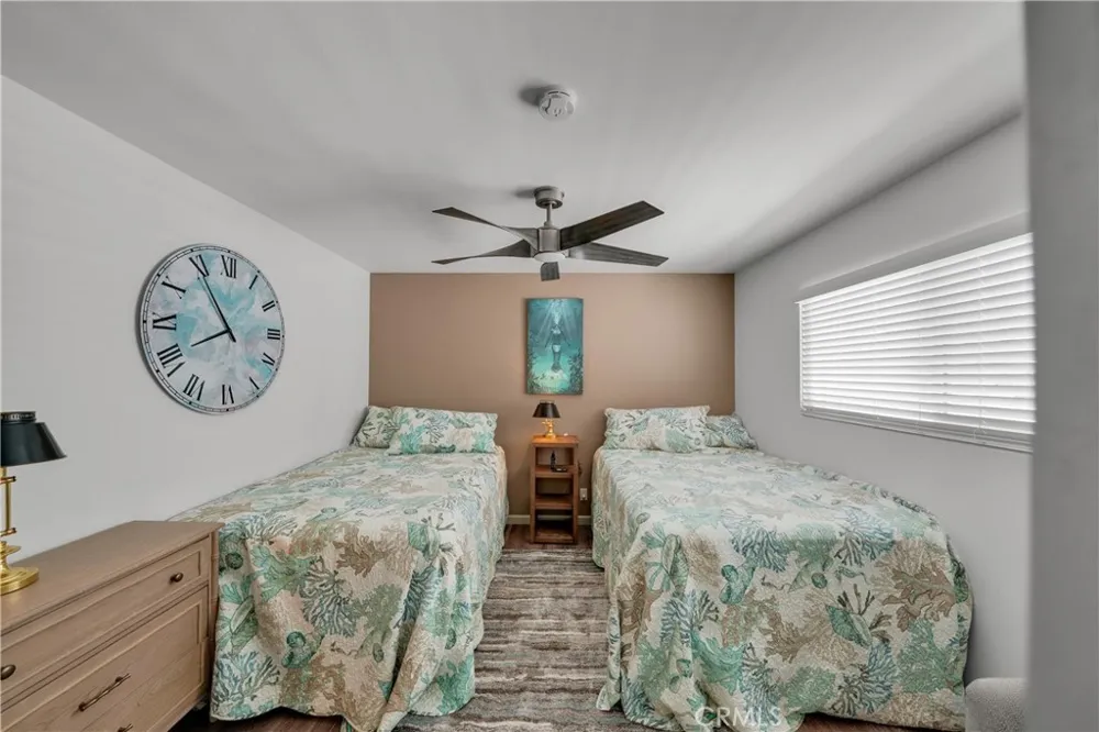 17075 5th Sunset Beach, CA 90742