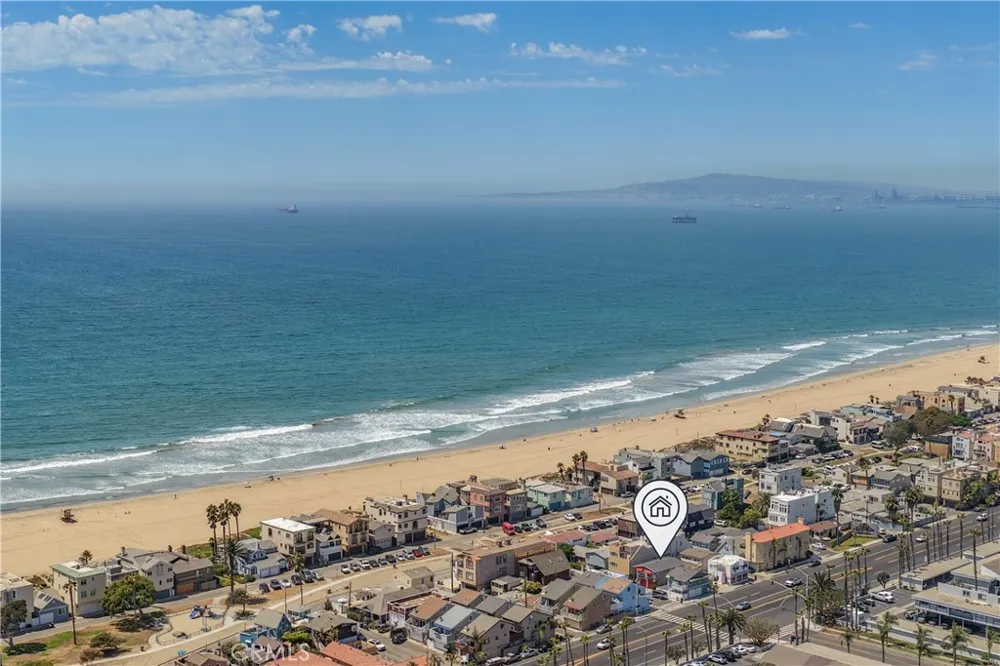 17075 5th Sunset Beach, CA 90742