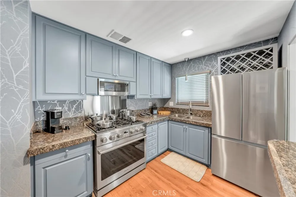 17075 5th Sunset Beach, CA 90742