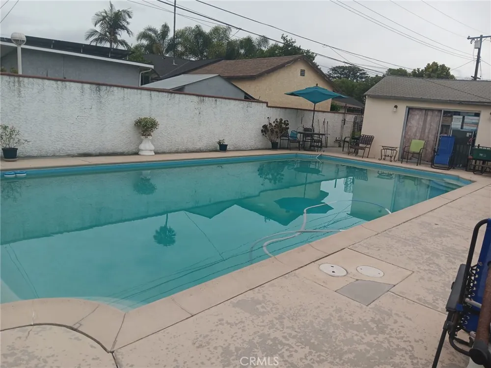 16240 Klamath La Puente, CA 91744