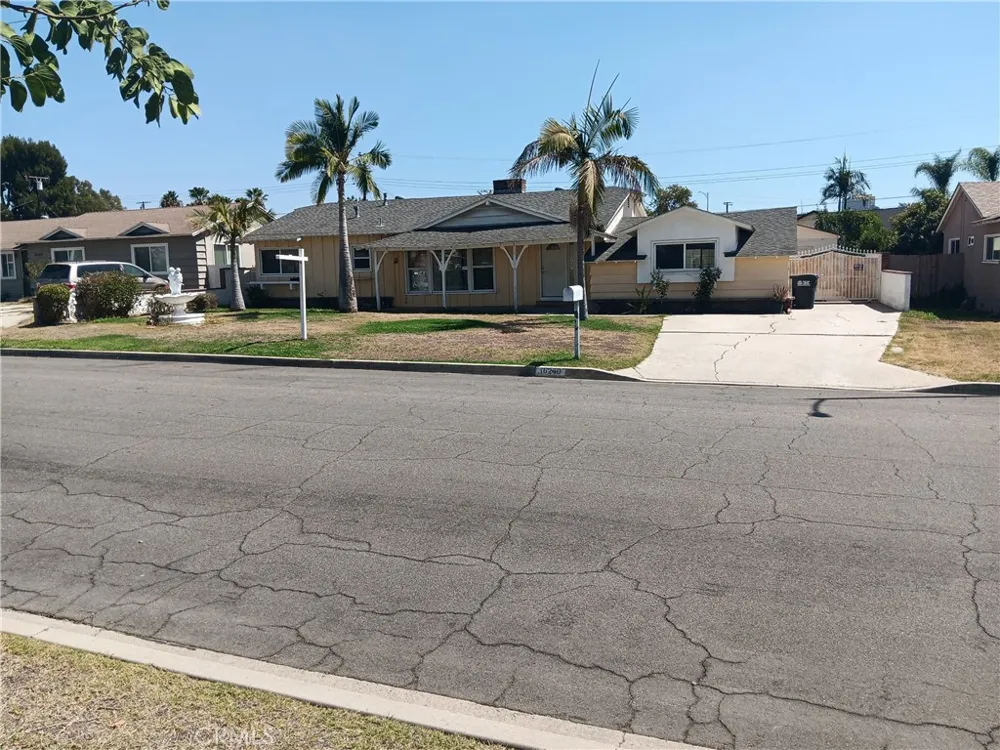 16240 Klamath La Puente, CA 91744