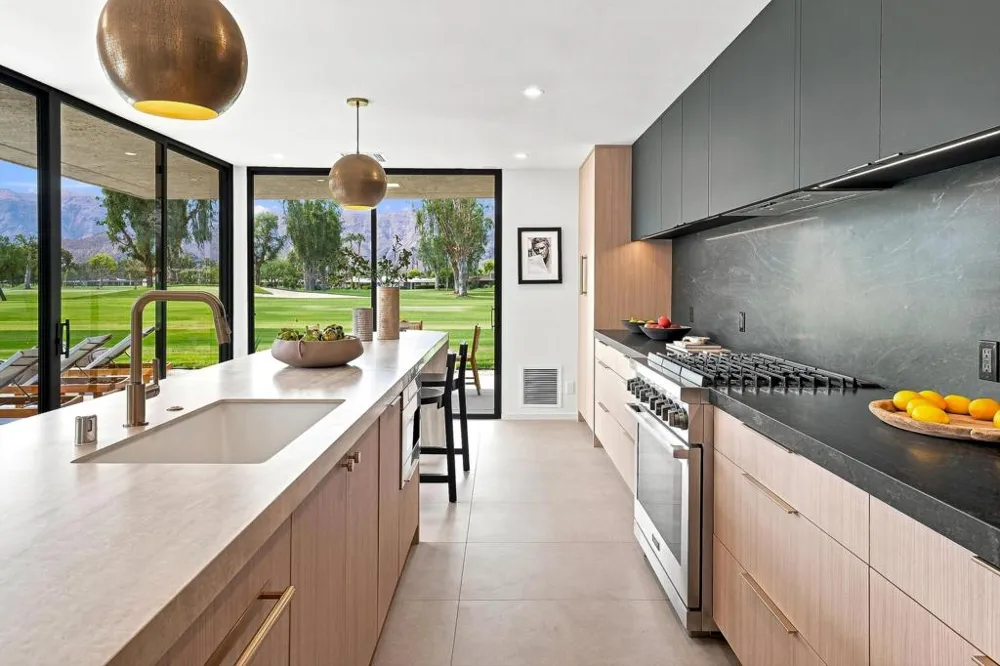 13 Duke Drive Rancho Mirage, CA 92270