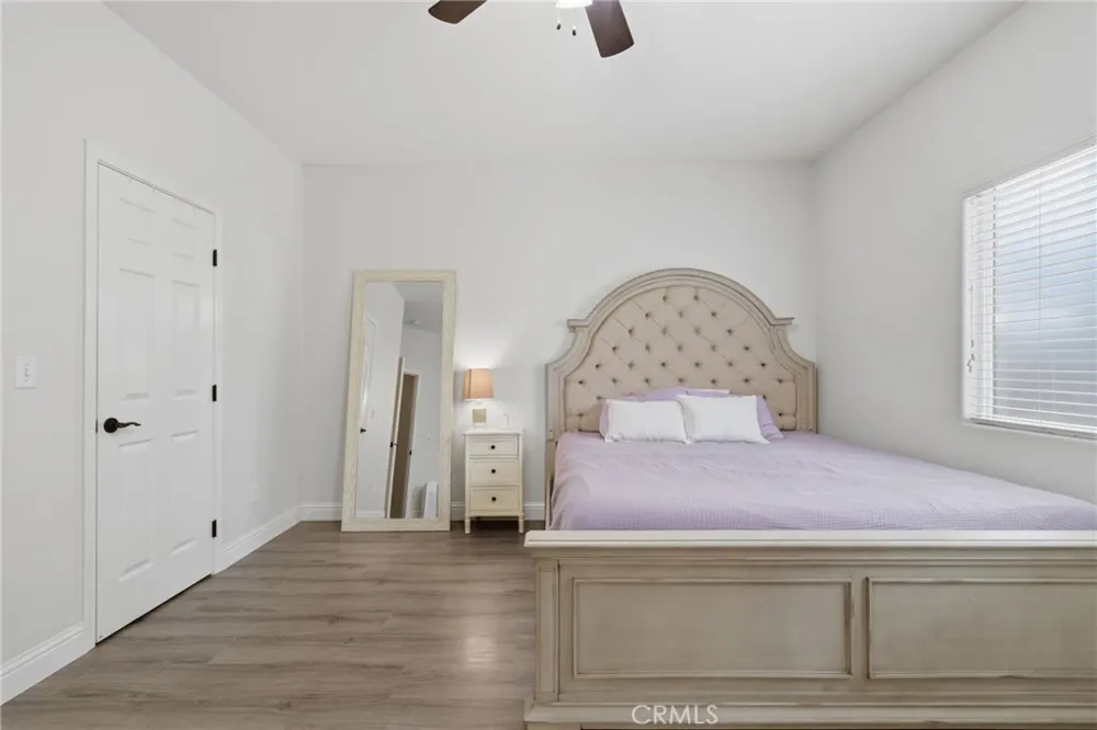 4225 W Ceres Court Visalia, CA 93291