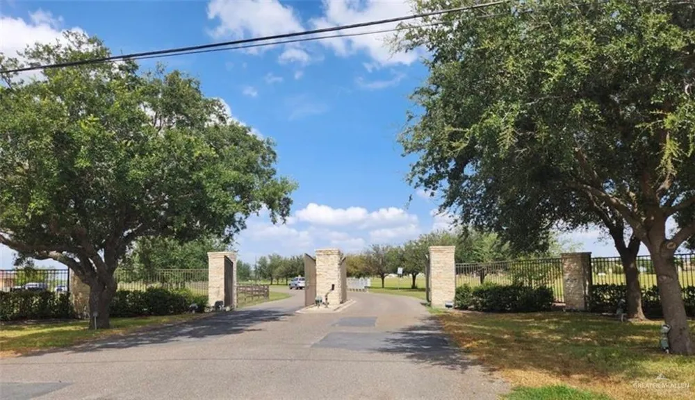0 Meadow Knoll Street Edcouch, TX 78538