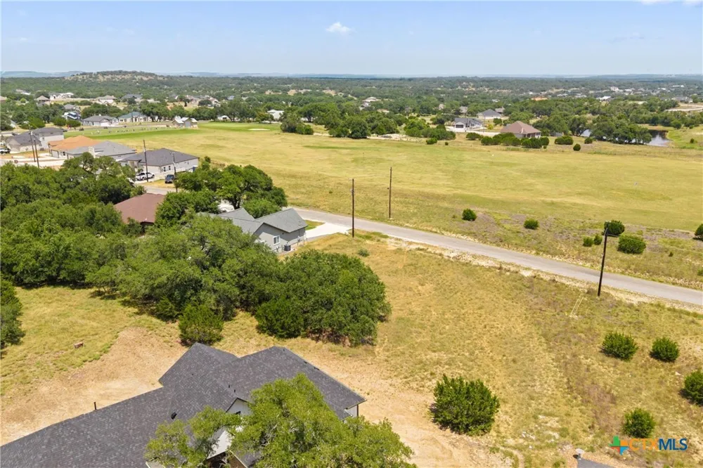 223 Peter Kleid Loop Blanco, TX 78606