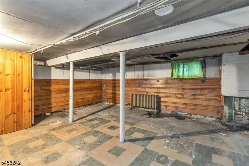 1445 Hiawatha Avenue Hillside, NJ 07205