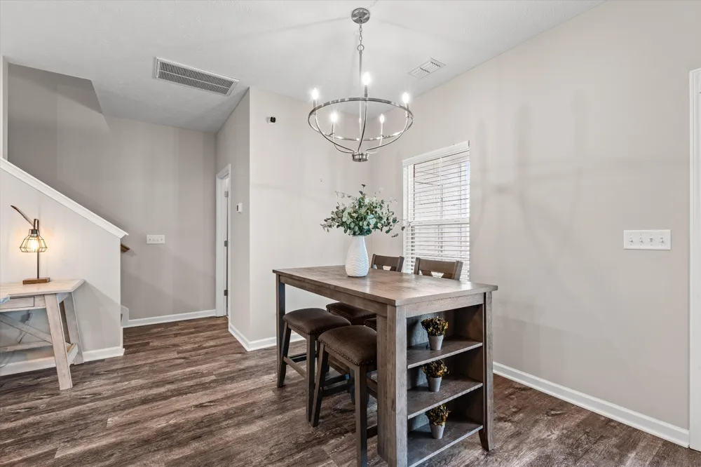 1860 Maidstone Drive Murfreesboro, TN 37127