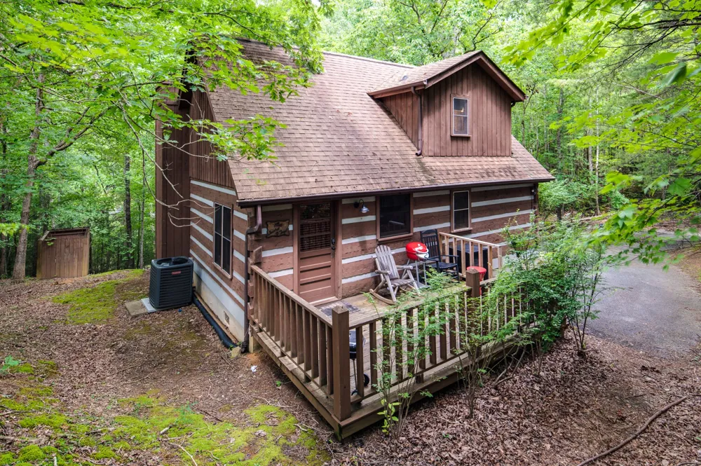2345 Courtney Ln Sevierville, TN 37876
