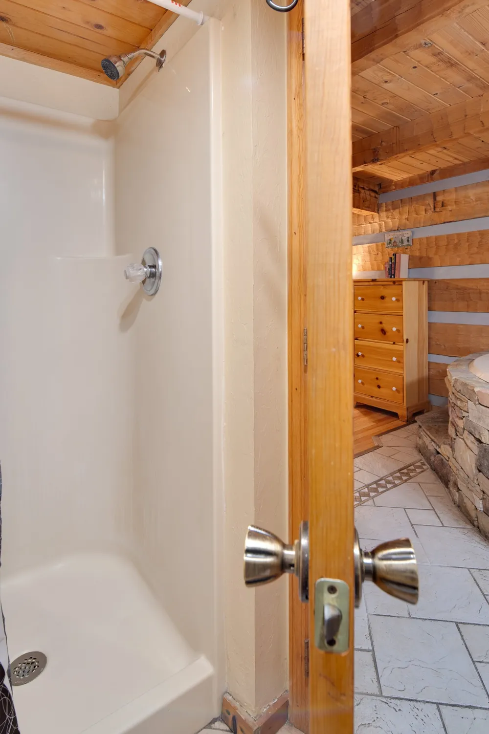 2345 Courtney Ln Sevierville, TN 37876