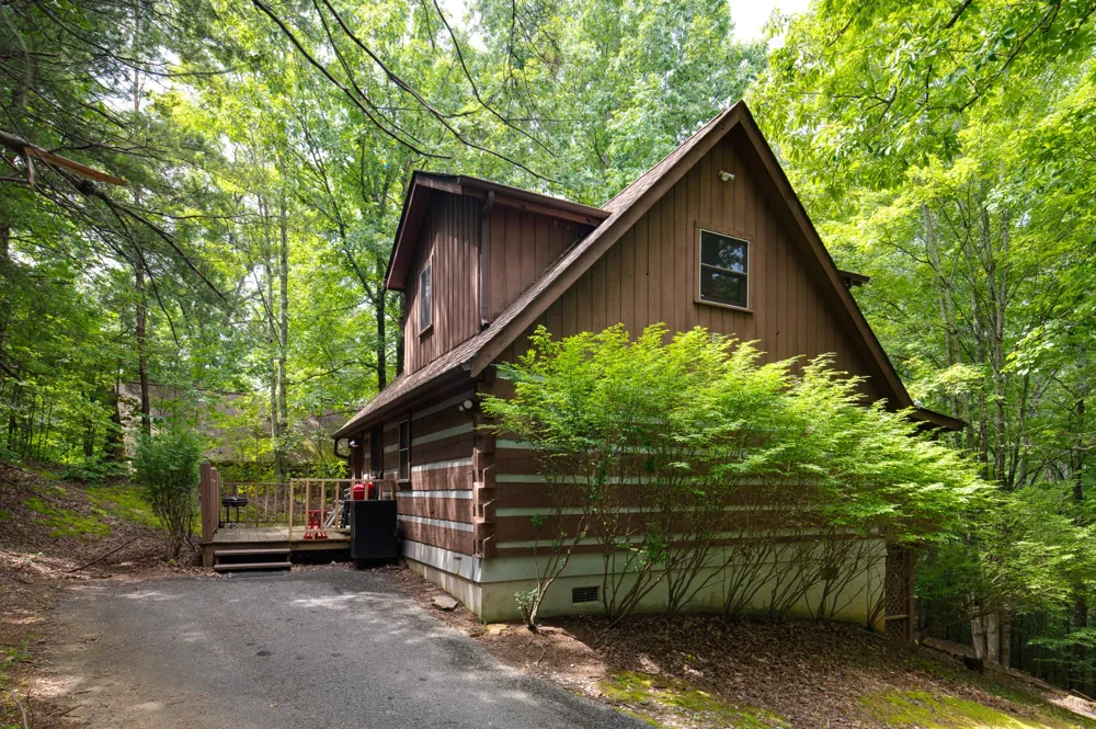 2345 Courtney Ln Sevierville, TN 37876