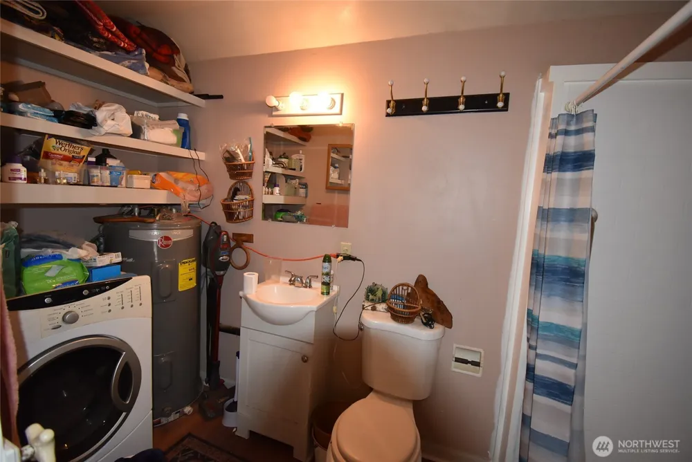 434 NE North Avenue Wilbur, WA 99158