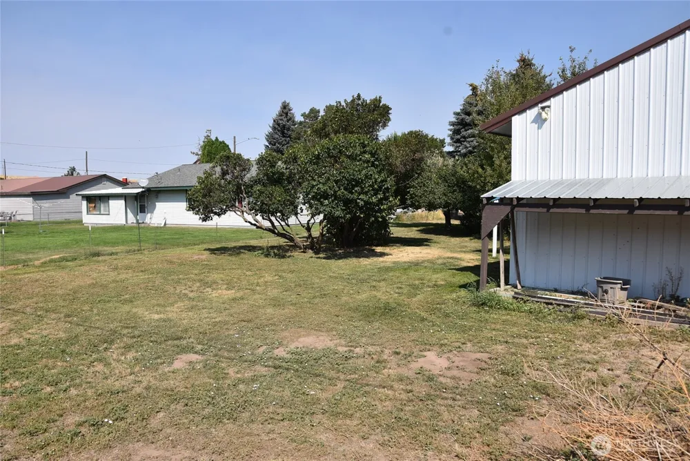 434 NE North Avenue Wilbur, WA 99158