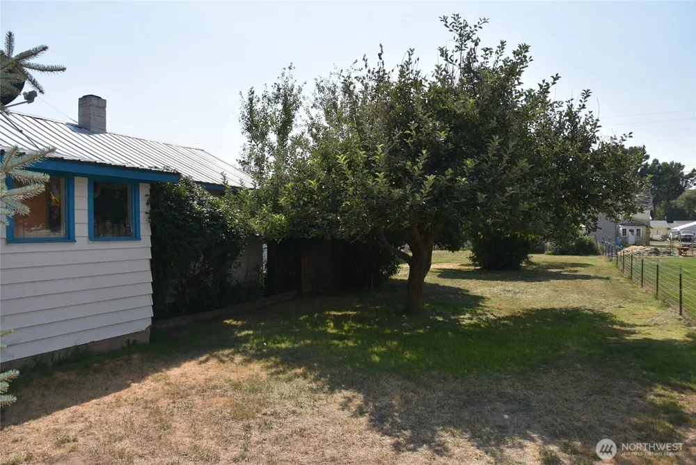 434 NE North Avenue Wilbur, WA 99158