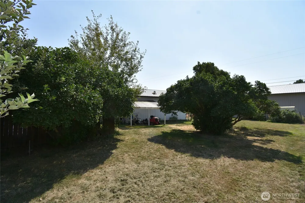 434 NE North Avenue Wilbur, WA 99158