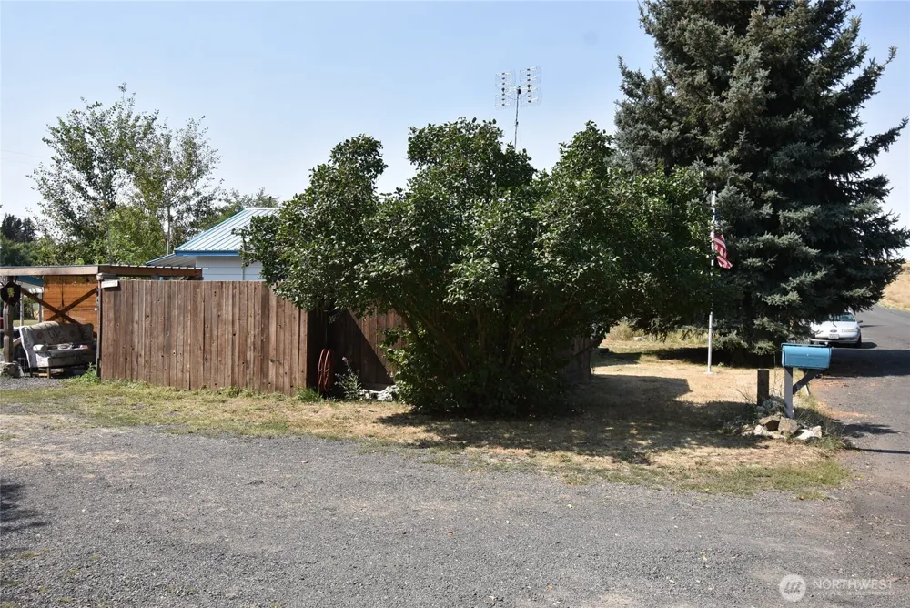 434 NE North Avenue Wilbur, WA 99158