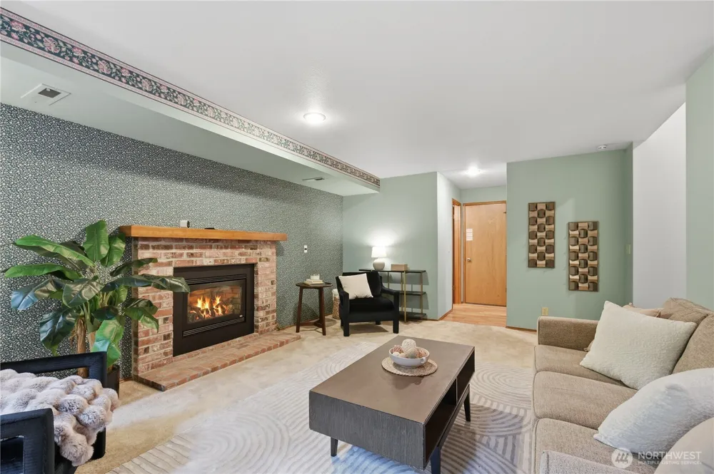 20525 NE 68th Street Redmond, WA 98053