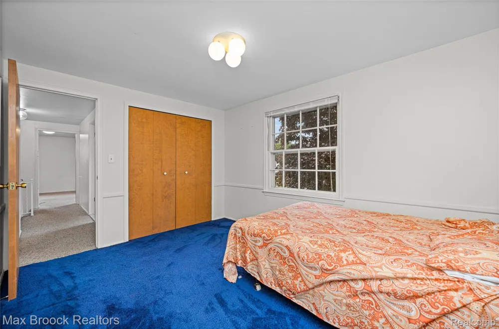 31917 Olde Franklin Drive Farmington Hills City, MI 48334