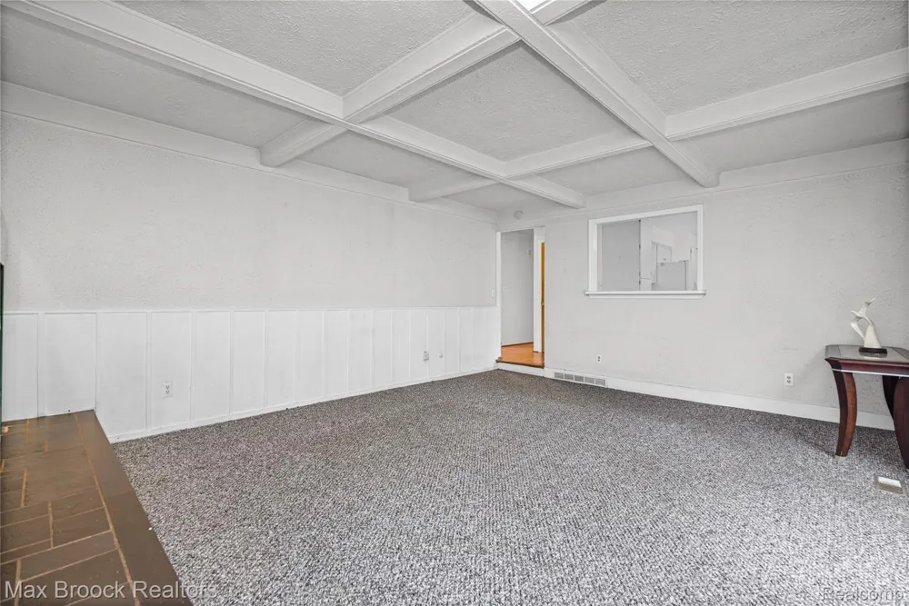 31917 Olde Franklin Drive Farmington Hills City, MI 48334