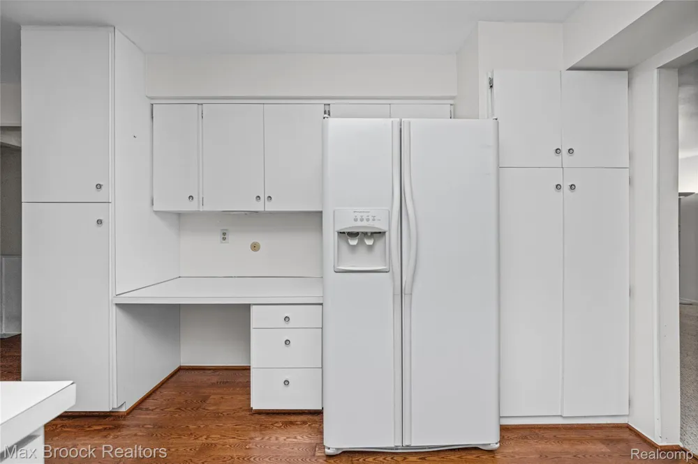 31917 Olde Franklin Drive Farmington Hills City, MI 48334