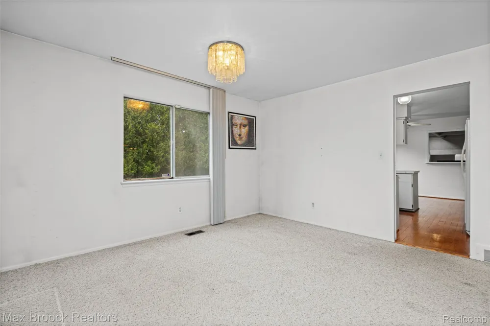 31917 Olde Franklin Drive Farmington Hills City, MI 48334