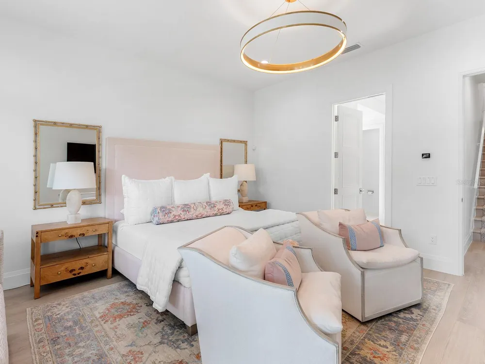 1621 BAY POINT COURT Sarasota, FL 34236
