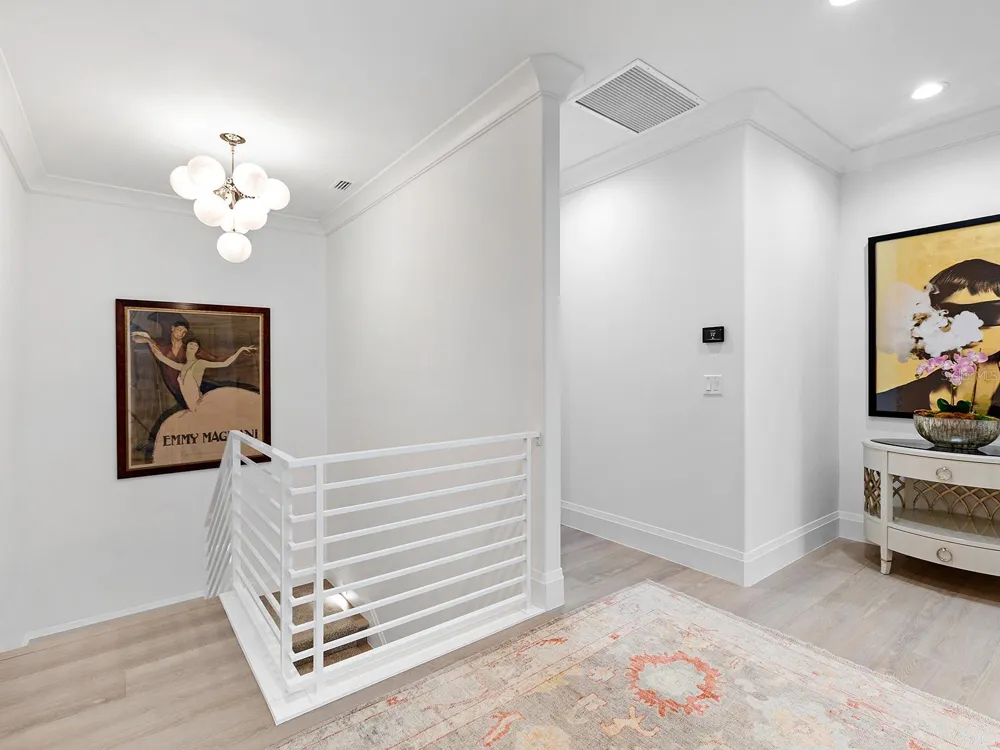 1621 BAY POINT COURT Sarasota, FL 34236